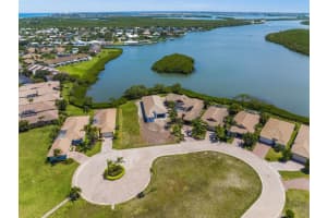 1812 Wildcat Cove Dr, Fort Pierce, FL 34949, Sold 07/27/22