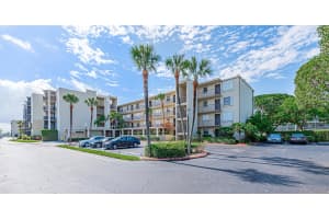 890 Federal Hwy, Lantana, FL 33462, Sold 10/03/22
