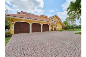 930 Parkside Cir N, Boca Raton, FL 33486, Sold 01/17/23