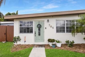 786 Camellia Dr, Royal Palm Beach, FL 33411, Sold 06/29/22