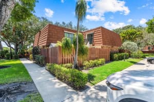 1565 Augusta Cir APT 104, Delray Beach, FL 33445, Sold 07/07/22