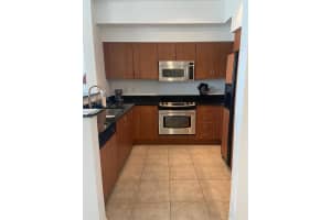 806 E Windward Way APT 407, Lantana, FL 33462, Sold 06/27/22