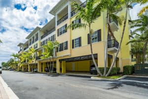 226 N Latitude Cir APT 205E, Delray Beach, FL 33483, Sold 07/28/22
