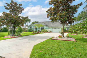 2608 SW River Shore Dr, Port St. Lucie, FL 34984, Sold 11/23/22
