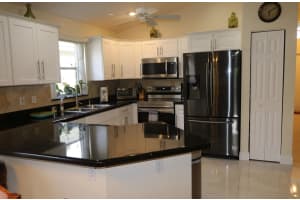 1660 Oak Berry Cir, Wellington, FL 33414, Sold 07/29/22