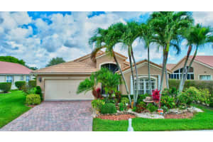5881 Royal Club Dr, Boynton Beach, FL 33437, Sold 11/29/22