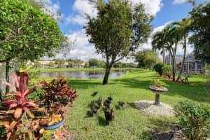 5881 Royal Club Dr, Boynton Beach, FL 33437, Sold 11/29/22