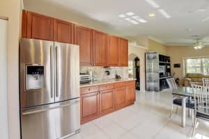 5881 Royal Club Dr, Boynton Beach, FL 33437, Sold 11/29/22