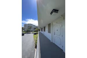 3545 S Ocean Blvd APT 206, South Palm Beach, FL 33480, Sold 07/01/22