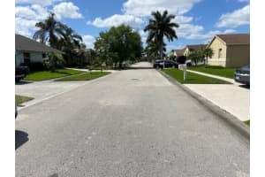 5552 Priscilla Ln, Lake Worth, FL 33463, Sold 07/06/22