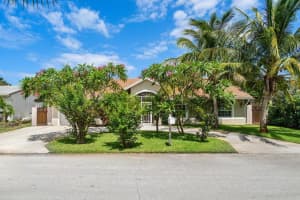 6816 Osborne Dr, Lake Worth, FL 33462, Sold 07/25/22