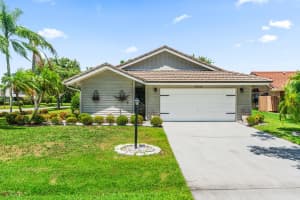 13036 SE Point O Woods Ct, Hobe Sound, FL 33455, Sold 06/27/22