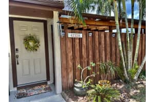 4232 Palm Bay Cir a, West Palm Beach, FL 33406, Sold 08/12/22