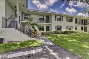 701 Sabal Ridge Cir b, Palm Beach Gardens, FL 33418, Sold 06/30/22