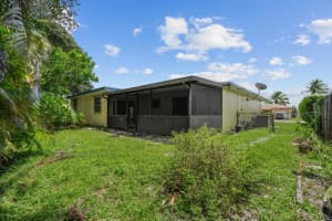 7105 NW 84th St, Tamarac, FL 33321, Sold 07/01/22