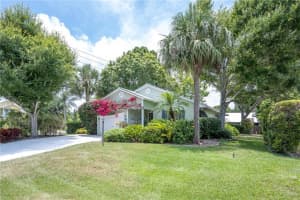 205 13th Ave, Vero Beach, FL 32962, Sold 06/30/22