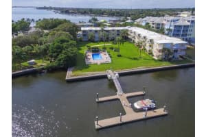 311 E Ocean Ave APT 203, Lantana, FL 33462, Sold 05/17/22
