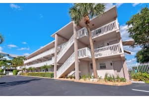 311 E Ocean Ave APT 203, Lantana, FL 33462, Sold 05/17/22