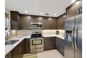 311 E Ocean Ave APT 203, Lantana, FL 33462, Sold 05/17/22