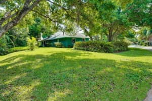 530 W Forest Trail, Vero Beach, FL 32962, Sold 08/18/22