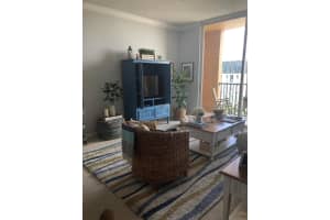 651 Okeechobee Blvd APT 1007, West Palm Beach, FL 33401, Sold 07/29/22