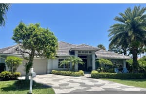 10394 SE Coconut Ln, Hobe Sound, FL 33455, Sold 07/15/22