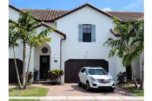 3211 Santa Catalina Pl, Greenacres, FL 33467, Sold 07/08/22