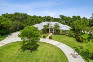 2695 NE Cypress Ln, Jensen Beach, FL 34957, Sold 07/18/22