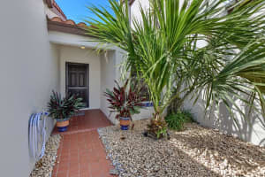 13520 Fountain View Blvd, Wellington, FL 33414, Sold 07/21/22