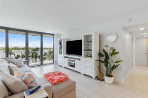 2860 S Ocean Blvd, Palm Beach, FL 33480, Sold 11/30/22