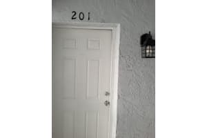 1945 Abbey Rd APT 201, West Palm Beach, FL 33415, Sold 07/06/22