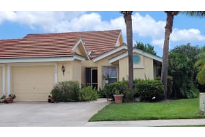 1300 SW Greens Pointe Way, Palm City, FL 34990 Sold 02/10/23