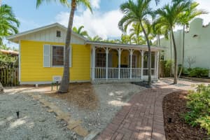 618 Sunset Rd, West Palm Beach, FL 33401, Sold 10/06/22