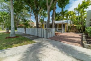 618 Sunset Rd, West Palm Beach, FL 33401, Sold 10/06/22