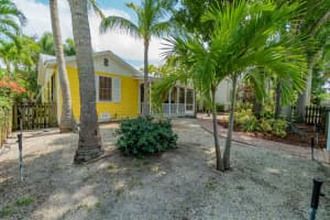 618 Sunset Rd, West Palm Beach, FL 33401, Sold 10/06/22