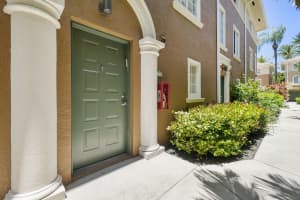 2845 NE 185th St APT 904, Aventura, FL 33180, Sold 06/12/23