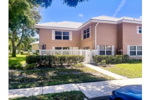 1921  Hartford Court, West Palm Beach, FL 33409 Sold 11/04/22