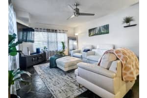 1921  Hartford Court, West Palm Beach, FL 33409 Sold 11/04/22