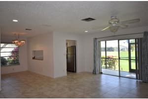 6924 Tiburon Cir APT 128, Boca Raton, FL 33433, Sold 08/22/22