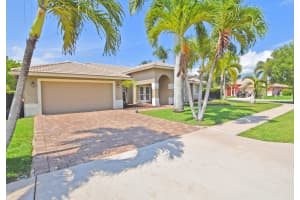 100 Fernwood Crescent, Royal Palm Beach, FL 33411, Sold 07/06/22