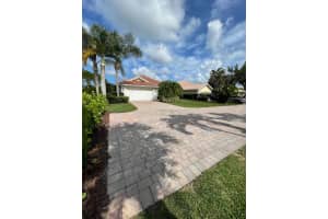 4069 SE Maryhill Place, Hobe Sound, FL 33455 Sold 08/23/22