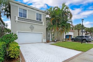 1043  Grove Park Circle, Boynton Beach, FL 33436 Sold 12/16/22