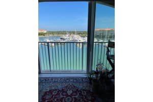 15 Harbour Isle Dr W, Fort Pierce, FL 34949, Sold 06/05/23