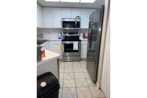 4175 Haverhill Rd APT 907, West Palm Beach, FL 33417, Sold 08/29/22