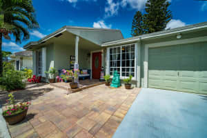 5635 Pebble Brook Ln, Boynton Beach, FL 33472, Sold 09/02/22