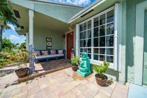 5635 Pebble Brook Ln, Boynton Beach, FL 33472, Sold 09/02/22