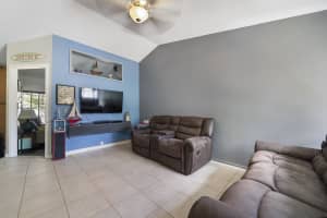 5635 Pebble Brook Ln, Boynton Beach, FL 33472, Sold 09/02/22