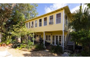 734 Newark St, West Palm Beach, FL 33401, Sold 08/09/22