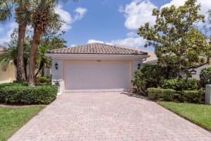 629 Hudson Bay Dr, Palm Beach Gardens, FL 33410, Sold 06/28/22