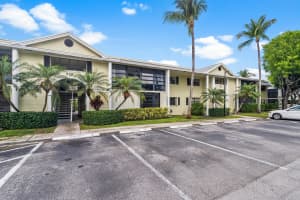 829 NE 199th St APT 104, Miami, FL 33179, Sold 07/05/22
